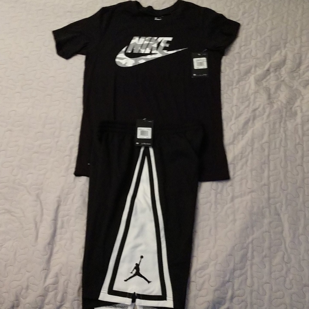 Jordan youth set sz XL